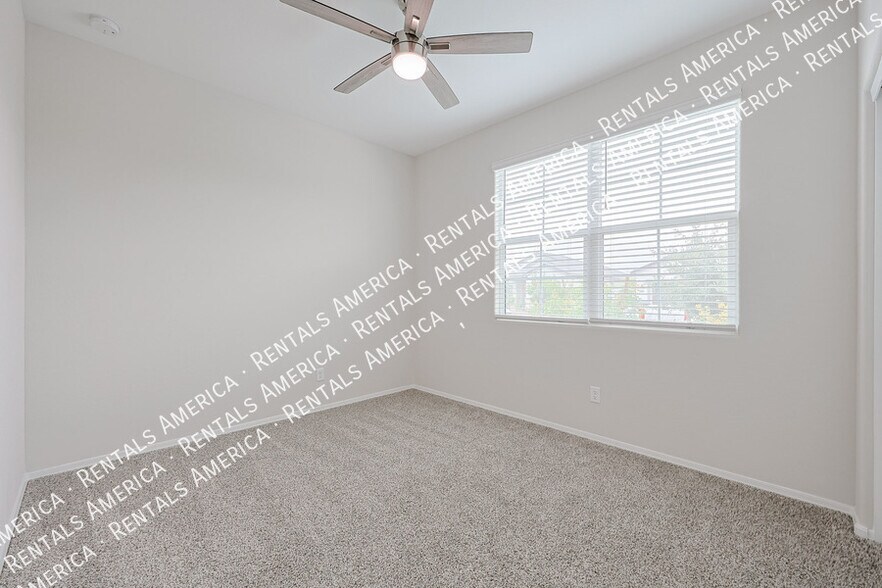 Building Photo - 10338 W Wier Ave