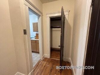 Building Photo - 1209 Boylston St