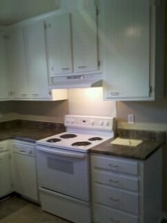 Building Photo - 290 Largo Dr