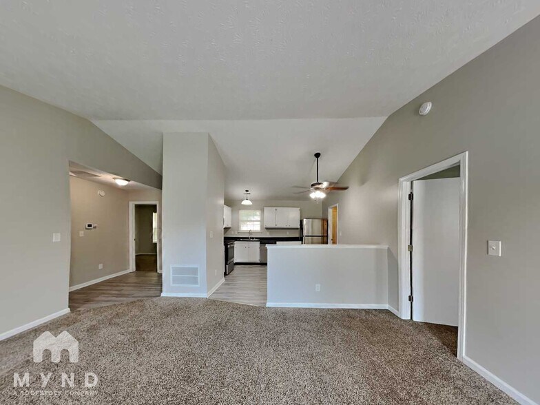 Building Photo - 447 Ashby Dr