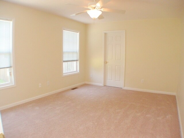 Building Photo - 185 Pecan Ln
