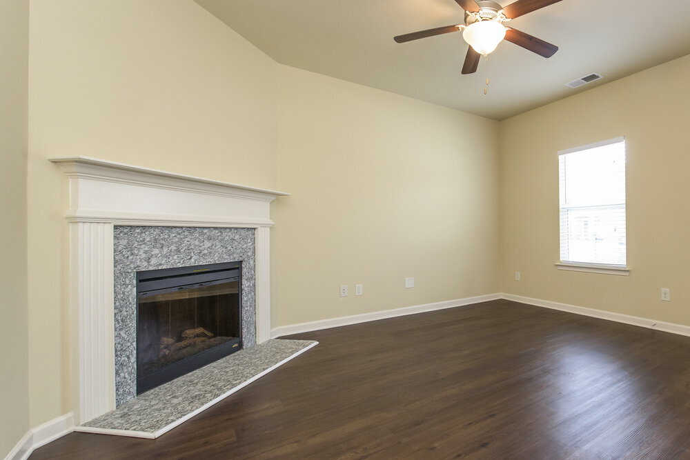 Building Photo - 534 Lobdale Falls Dr