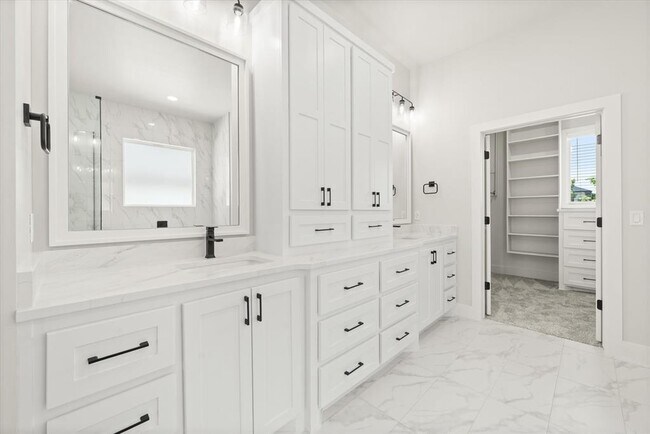 Building Photo - 7213 NW 154th St