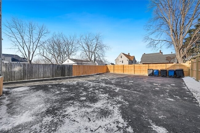 Building Photo - 3904 Ardmore Ave