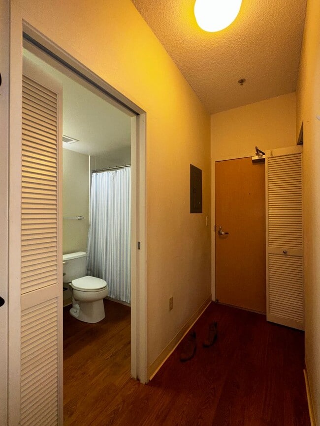 Building Photo - Plantation Town Apartments - Paiwa Tower 1...