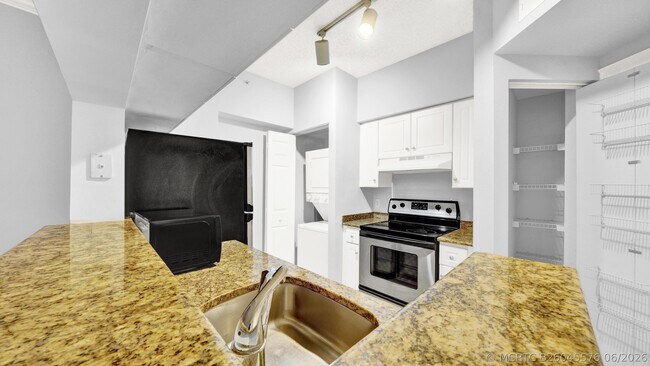 Building Photo - 3106 Tuscany Way