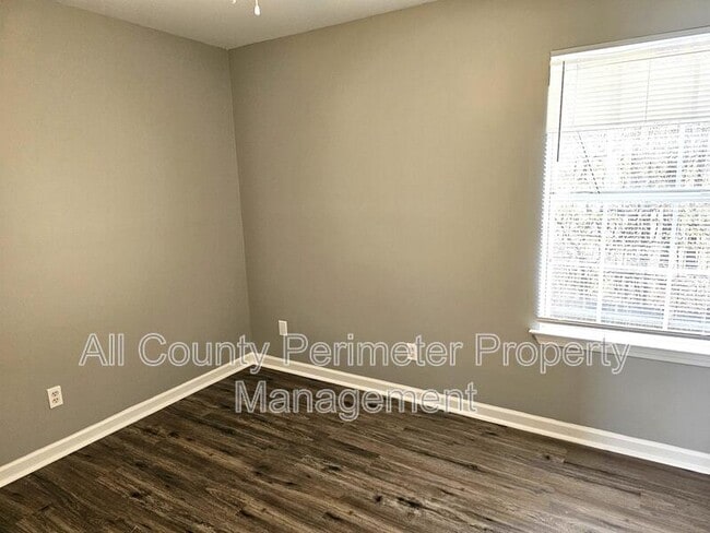 Building Photo - 1855 Carrington Dr