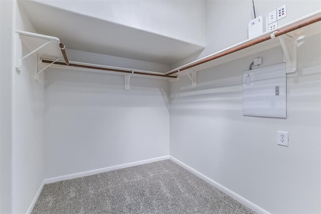 Building Photo - 3303 Aspenbrook Ct