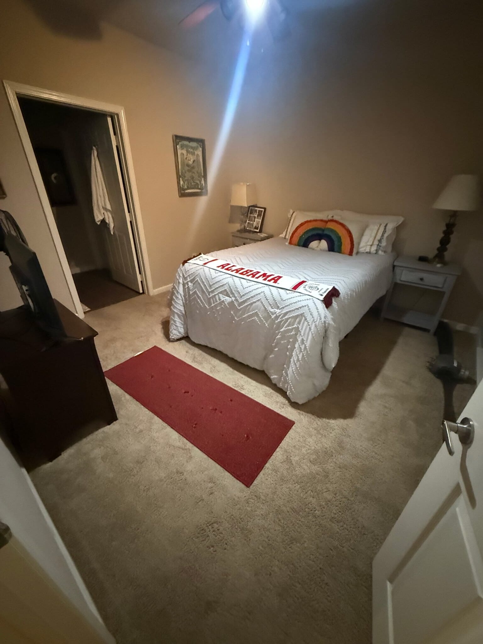 Building Photo - 600 13th St E