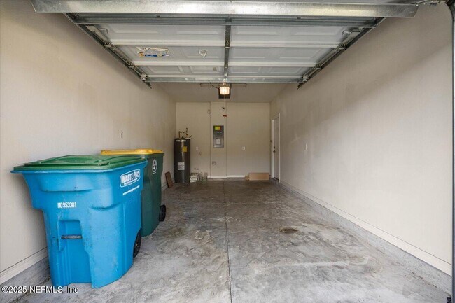Building Photo - 7023 Buroak Ct