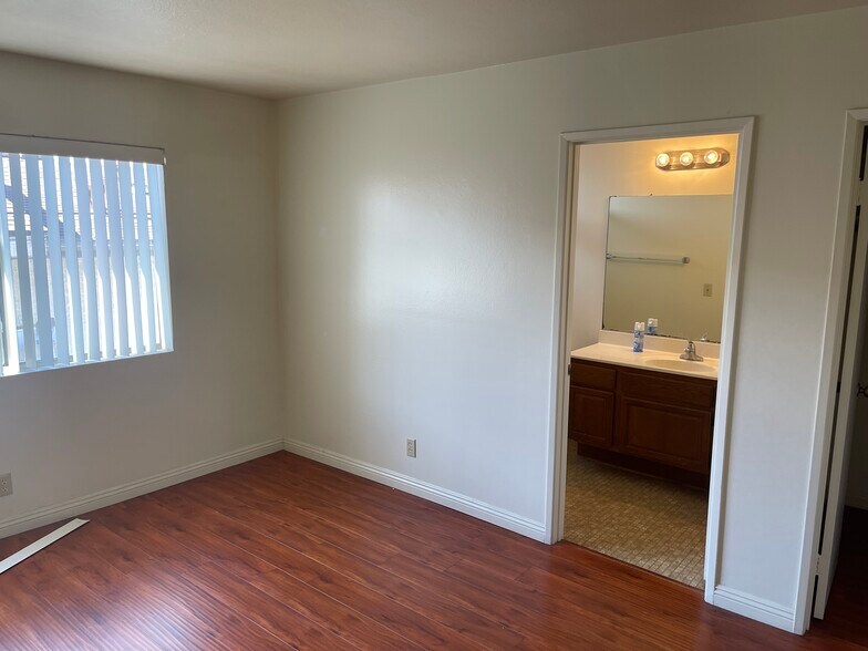 Entry to East Bathroom from East Bedroom - 4506 W 172nd St