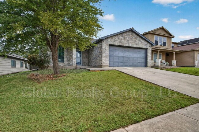 Building Photo - 117 Creek Run