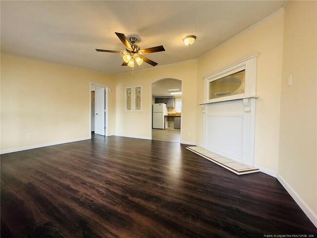 Building Photo - 37 Jefferson Ln