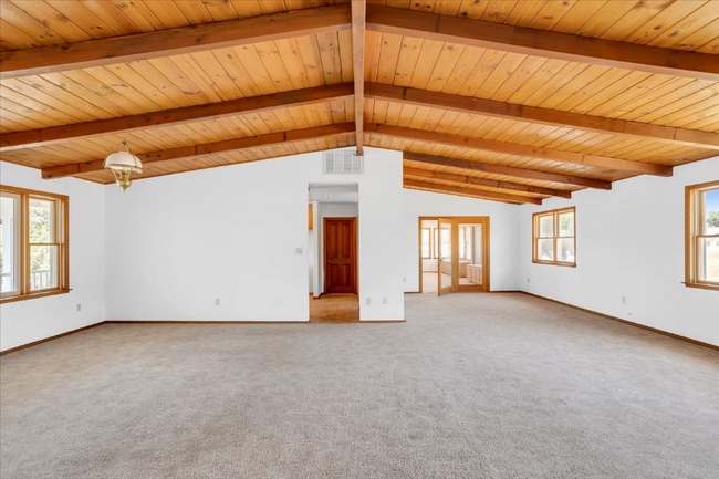 Building Photo - 21179 Hemlock St