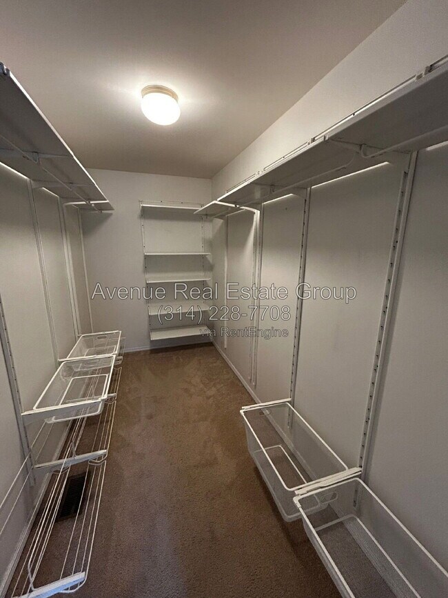 Building Photo - 203 Hawksbury Pl
