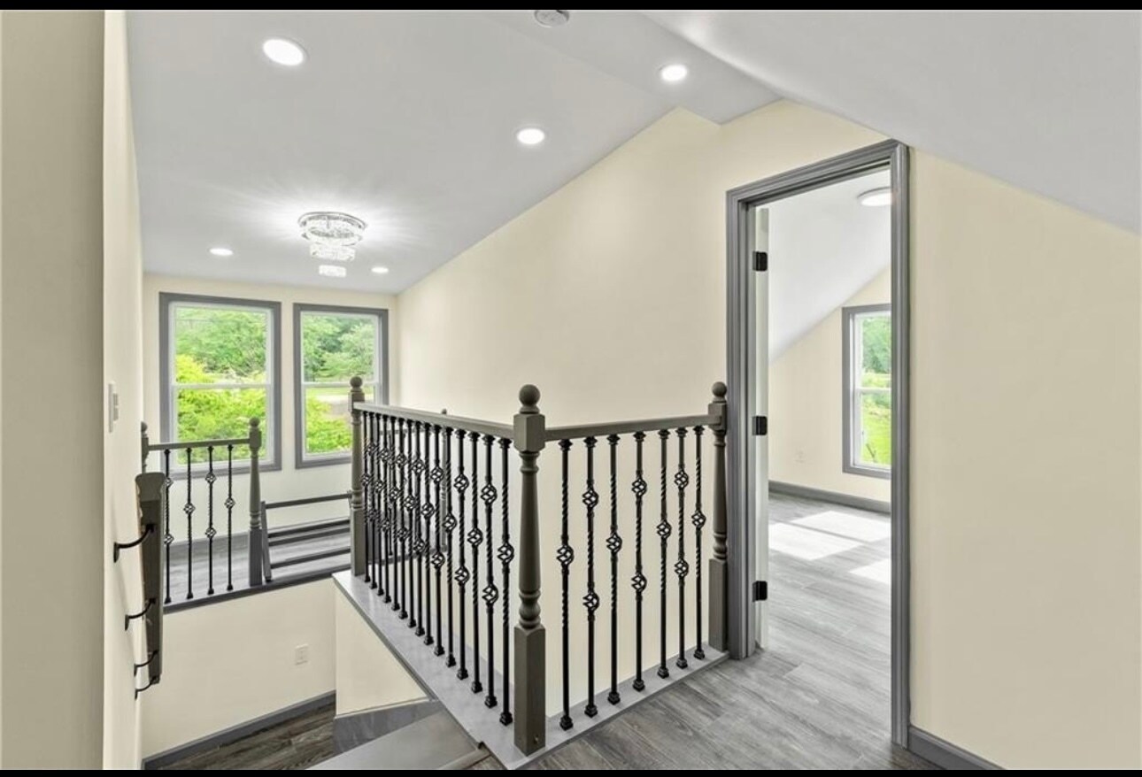 Building Photo - 4878 Youngs Mill Rd