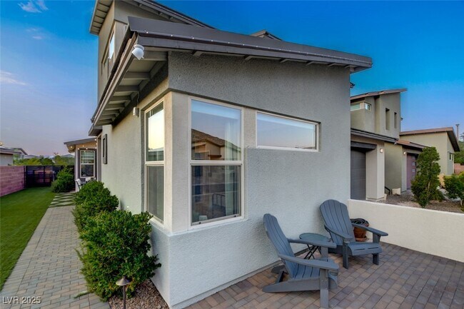 Building Photo - 9702 Starlight Ridge Ave