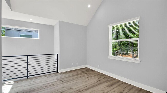Building Photo - 7204 Meador Ave