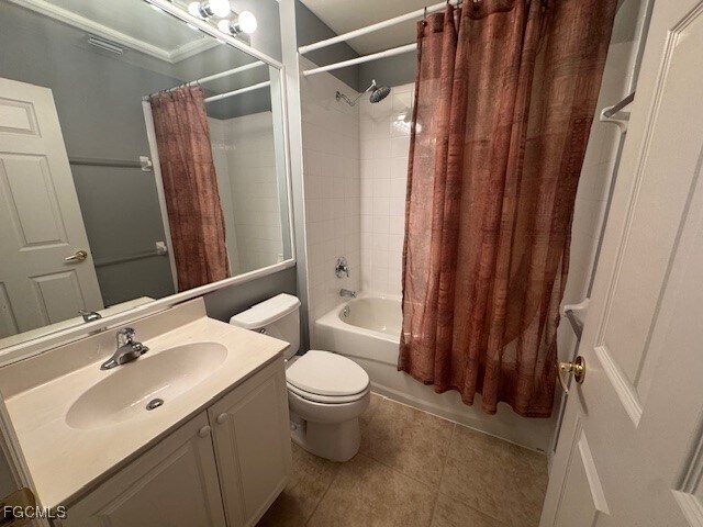 Building Photo - 10018 Oakhurst Way