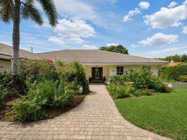 Building Photo - 2908 Banyan Blvd Cir NW