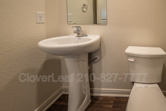 Building Photo - 772 Shoal Crk