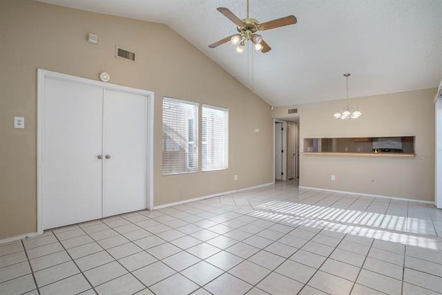 Building Photo - 10328 Chelmsford Dr