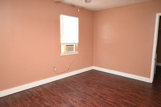 Building Photo - 1421 Harrison St