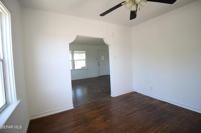 Building Photo - 3200 Richmond Ave