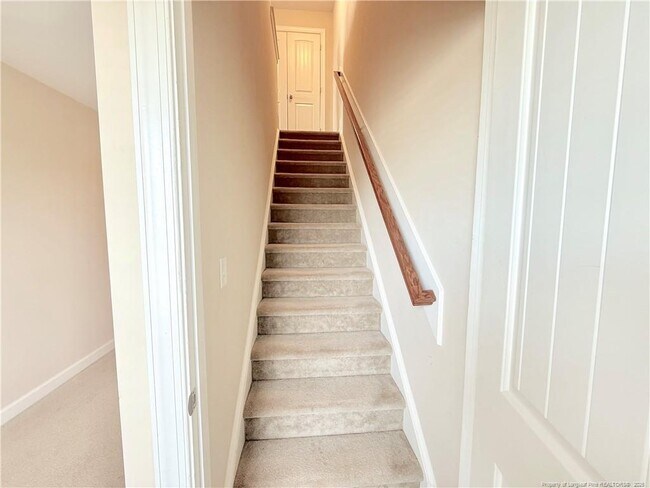 Building Photo - 418 Century Dr