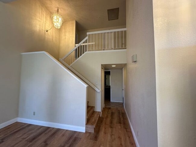 Building Photo - 2701 Pajaro Pl
