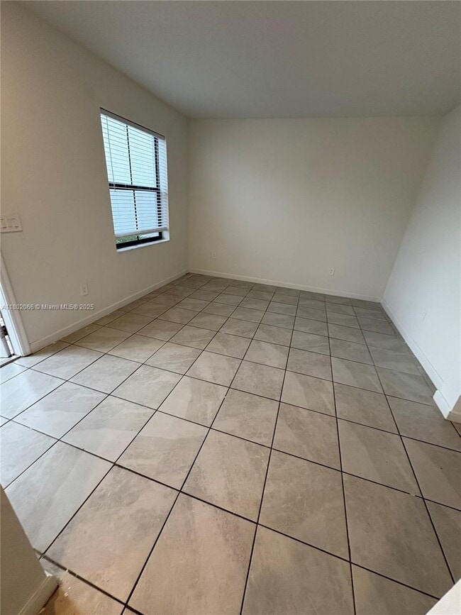 Building Photo - 11858 SW 246th Ln