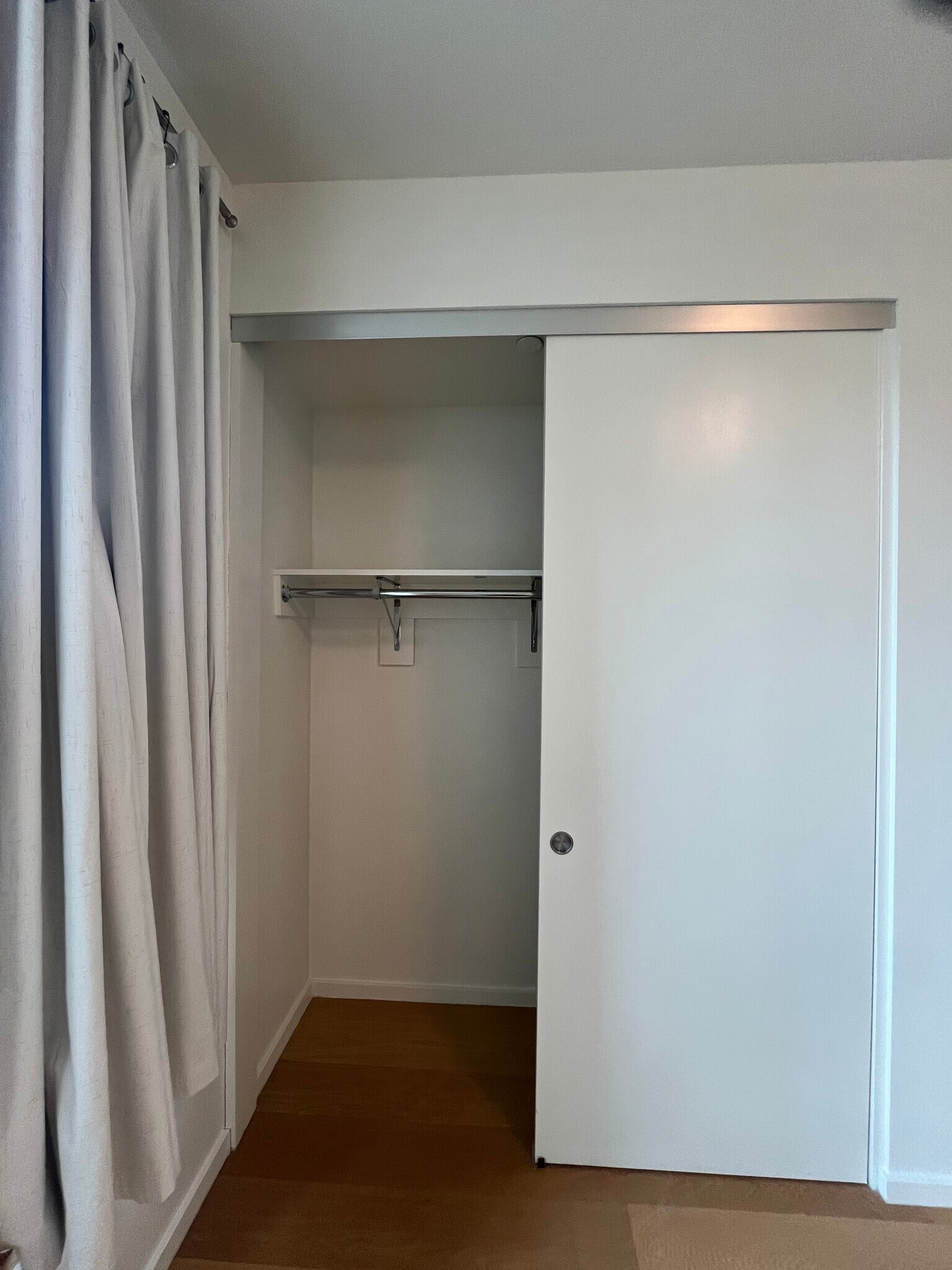 Building Photo - 889 Francisco St