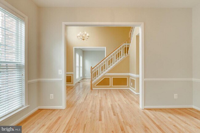 Building Photo - 12798 Thacker Hill Ct