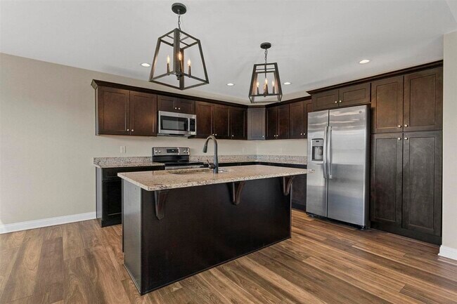 Building Photo - 148 Hillridge Ct