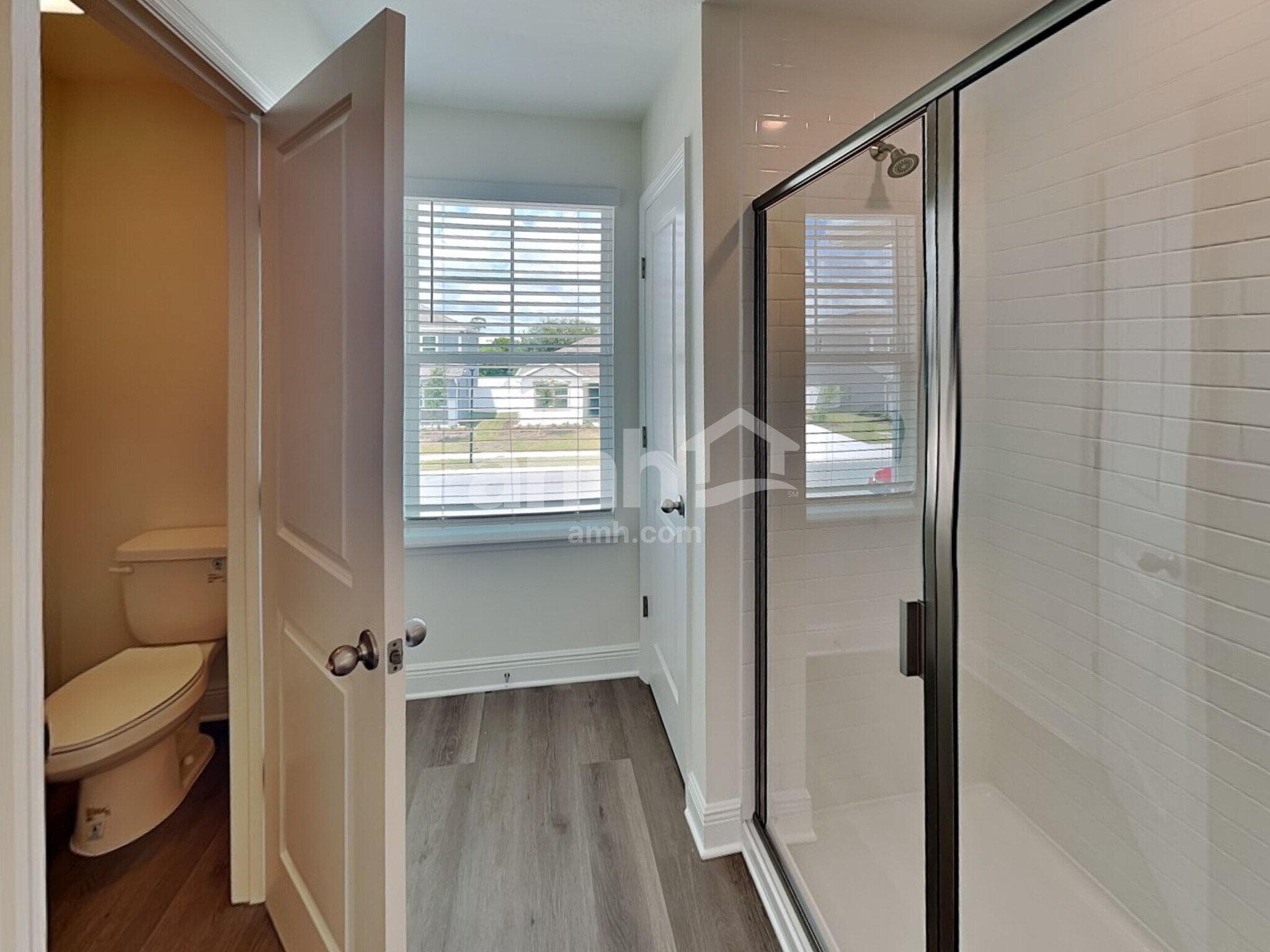 Building Photo - 1085 Heavenly Dr