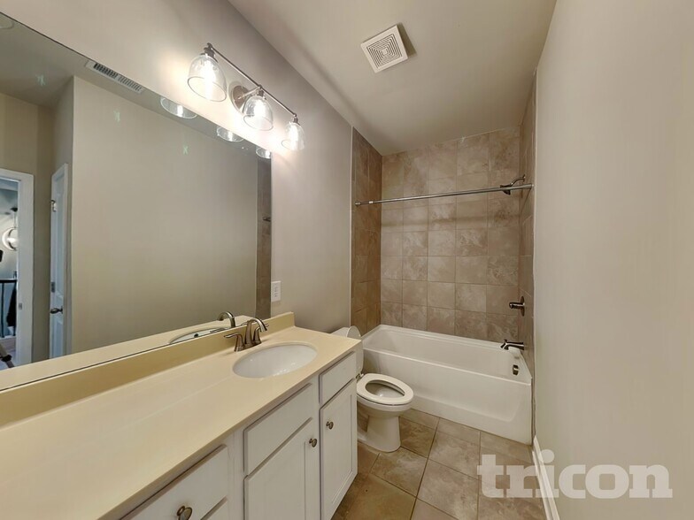 Building Photo - 949 Shy Ln