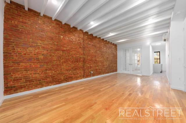 Building Photo - 3 bedroom in BROOKLYN NY 11221