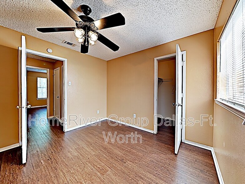 Building Photo - 146 Austin Stone Dr