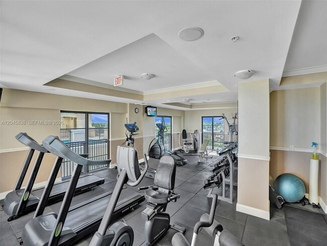 Building Photo - 2509 N Ocean Blvd