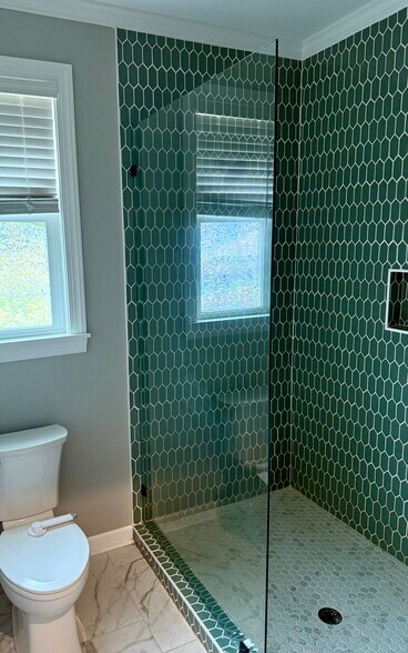 Master Bath - 4119 Peachtree Ave