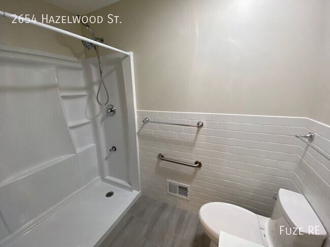 Building Photo - 2654 Hazelwood St