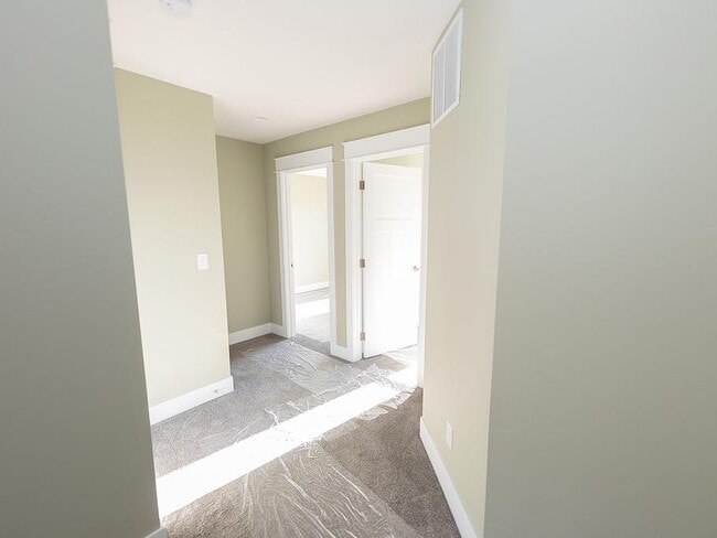 Building Photo - Westcott 11B - Townhome