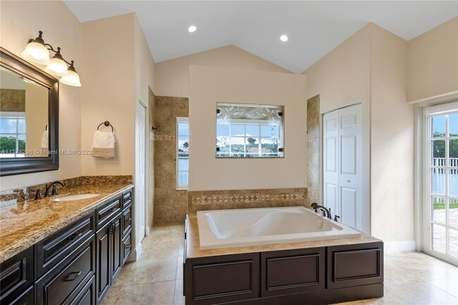 Building Photo - 1127 Laguna Springs Dr