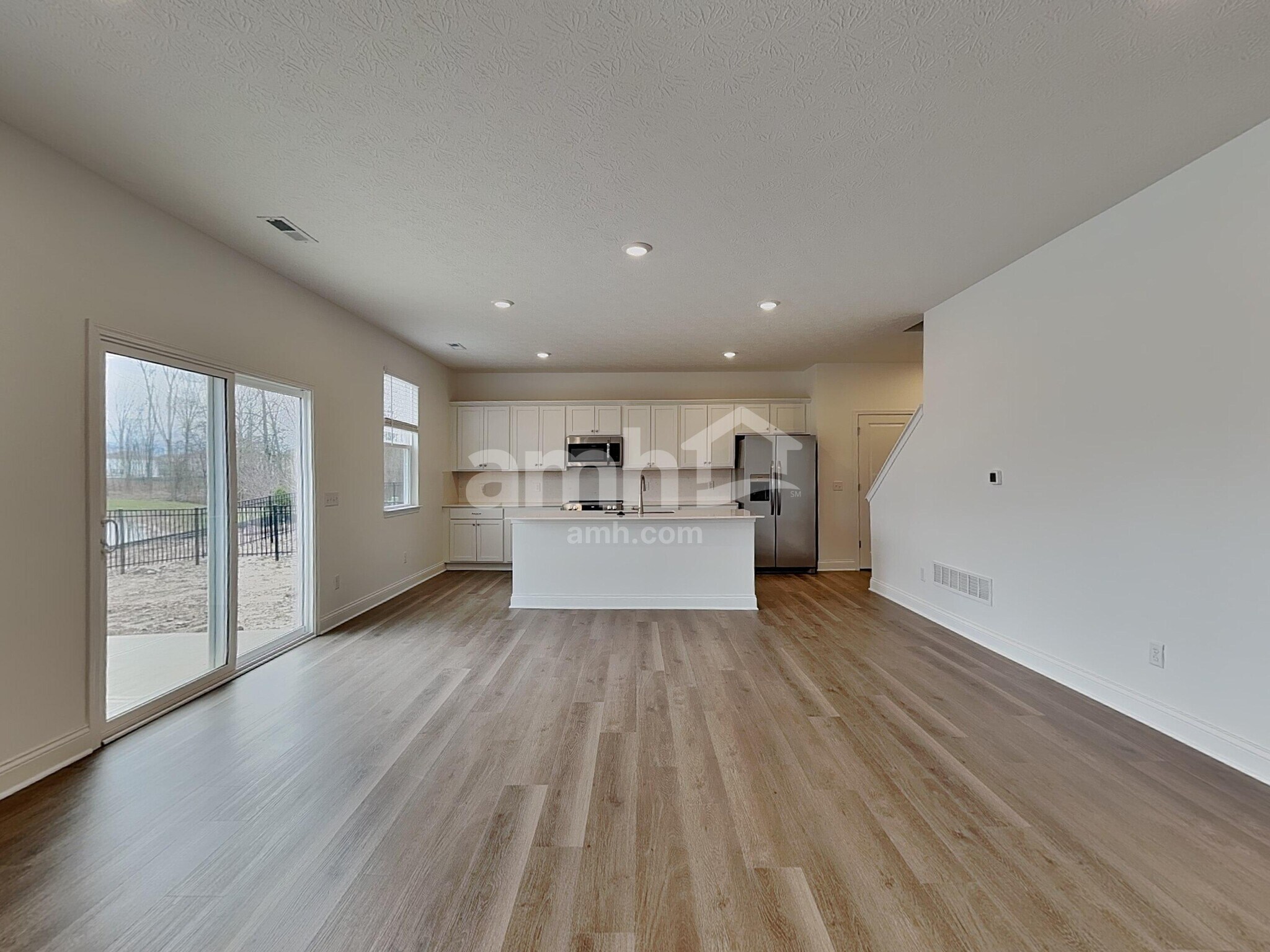 Building Photo - 9037 Henley Ave