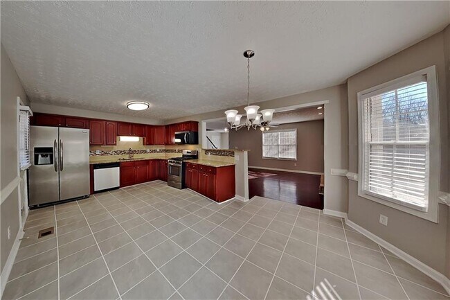 Building Photo - 76 Riverbend Trail