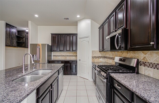 Building Photo - 17702 Jacobs Ladder Ct