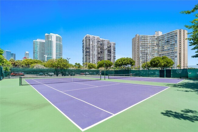 Building Photo - 2451 Brickell Ave