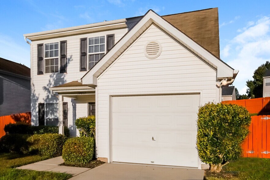 Building Photo - 14017 Sobeck Ln