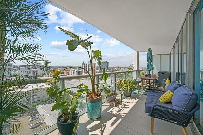 Building Photo - 6799 Collins Ave