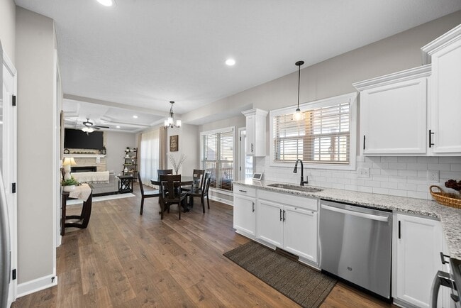 Building Photo - 2459 Shadowood Rd